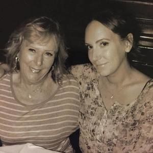 Meet your Posher, Hilary